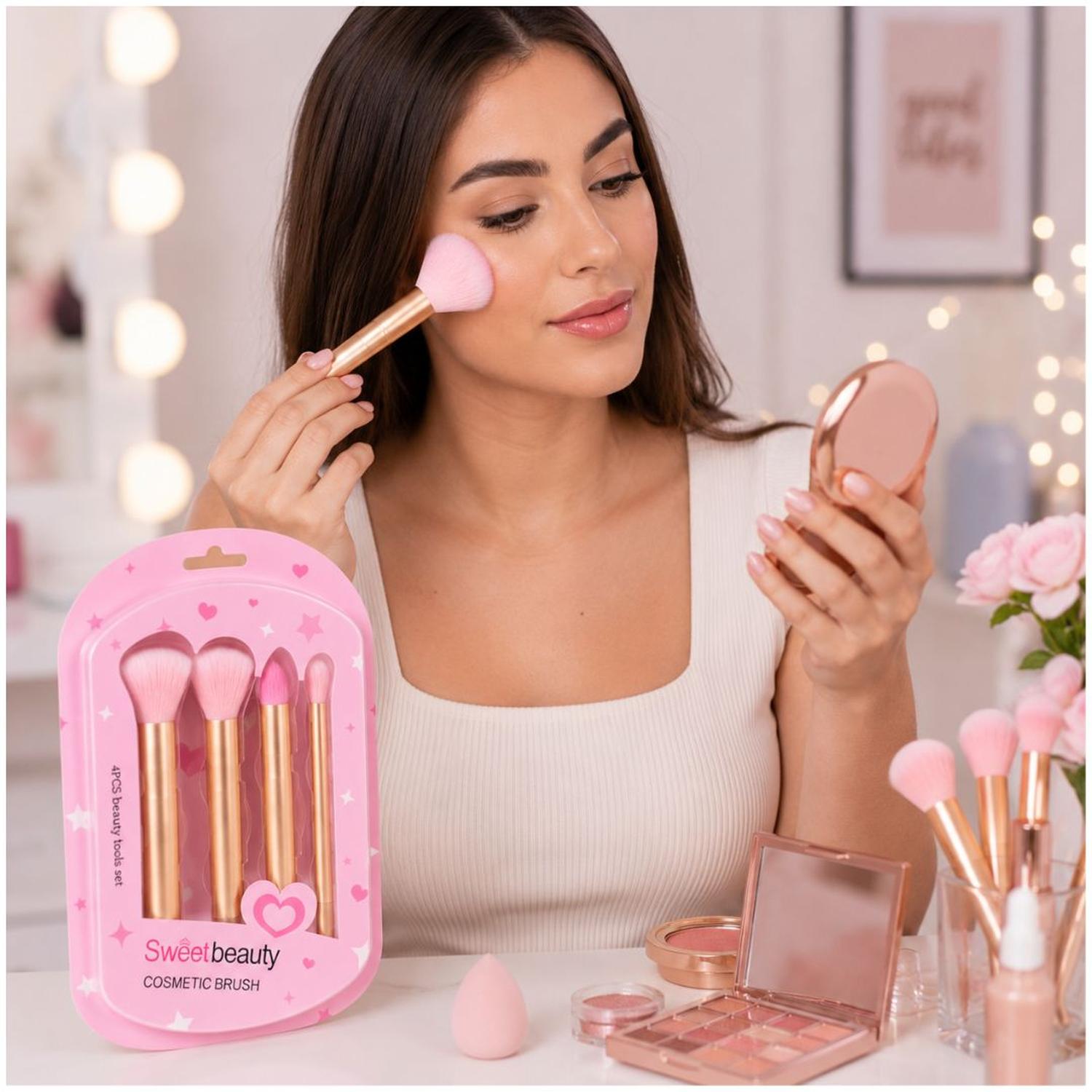 SET DE 4 BROCHAS DE MAQUILLAJE COSMÉTICAS SWEET BEAUTY PARA ROSTRO Y OJOS CERDAS SUAVES TAMAÑO M - 3