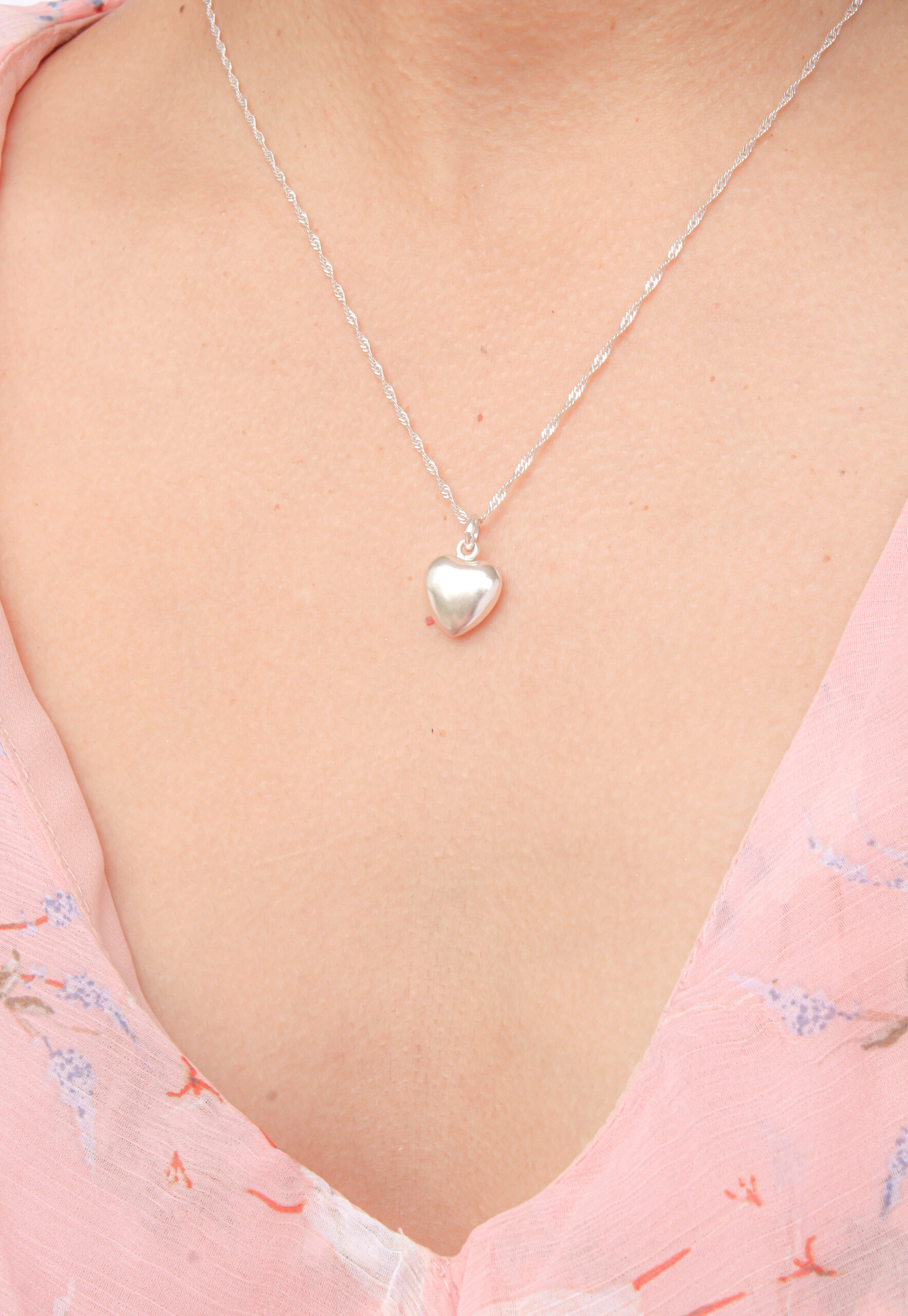 COLLAR CORAZON BOMBEADO PLATA MUJER - 2