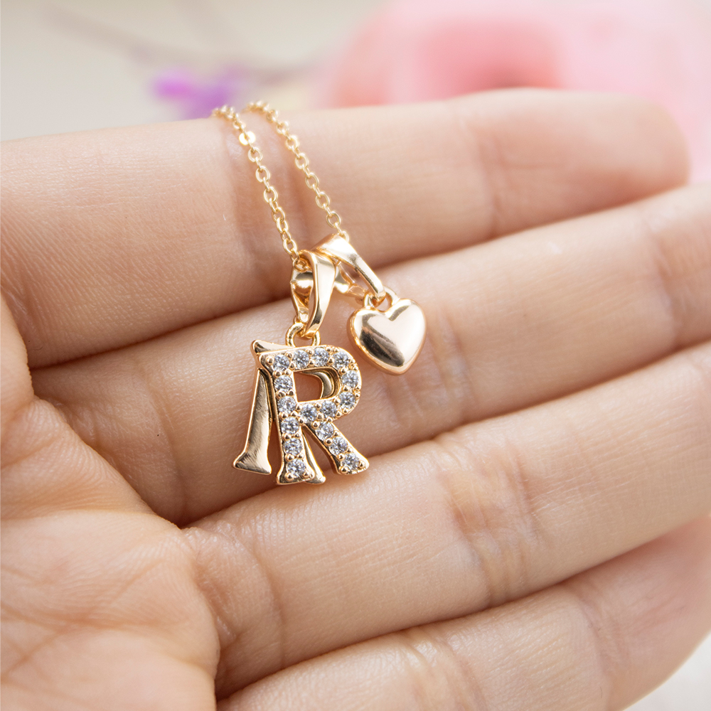 COLLAR INICAL R CON CORAZÓN ROSE - 1