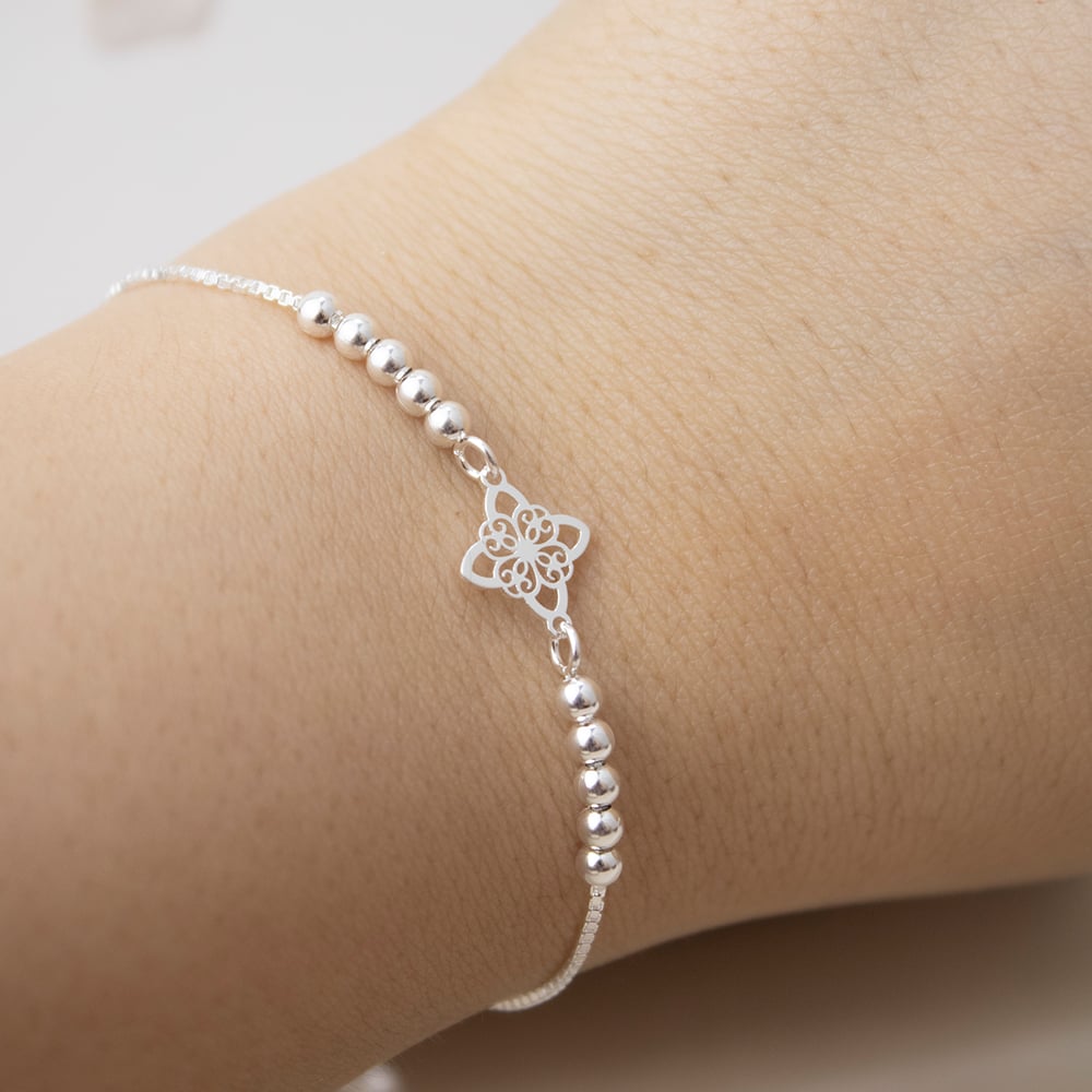 PULSERA REGULABLE NUDO DE BRUJA PLATA - 4