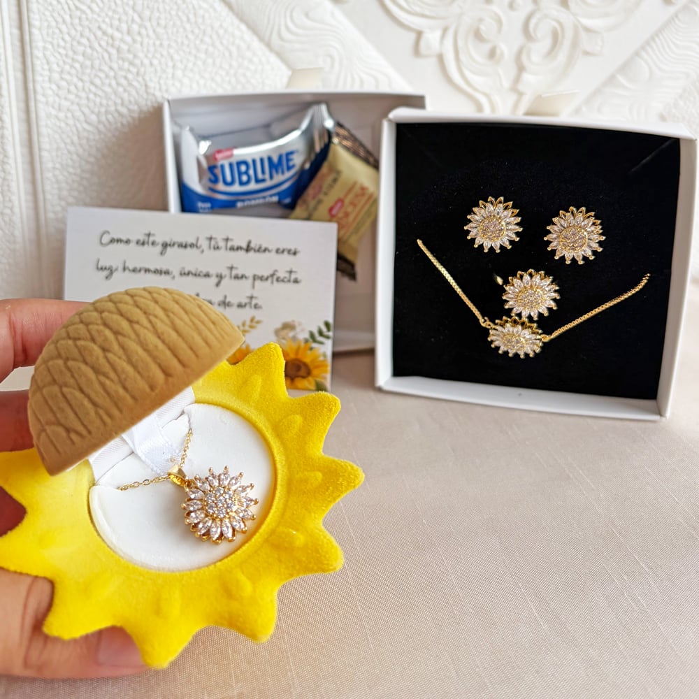 BOX PREMIUM 4 PIEZAS GIRASOL: COLLAR + ARETE + PULSERA + ANILLO GIRASOL GIRATORIO - 1