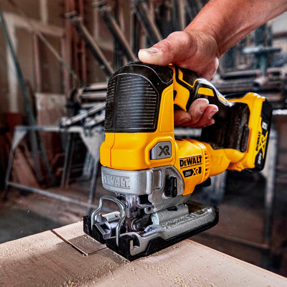 SIERRA CALADORA DEWALT 20V MAX XR BRUSHLESS SIN BAT NI CARG - 3