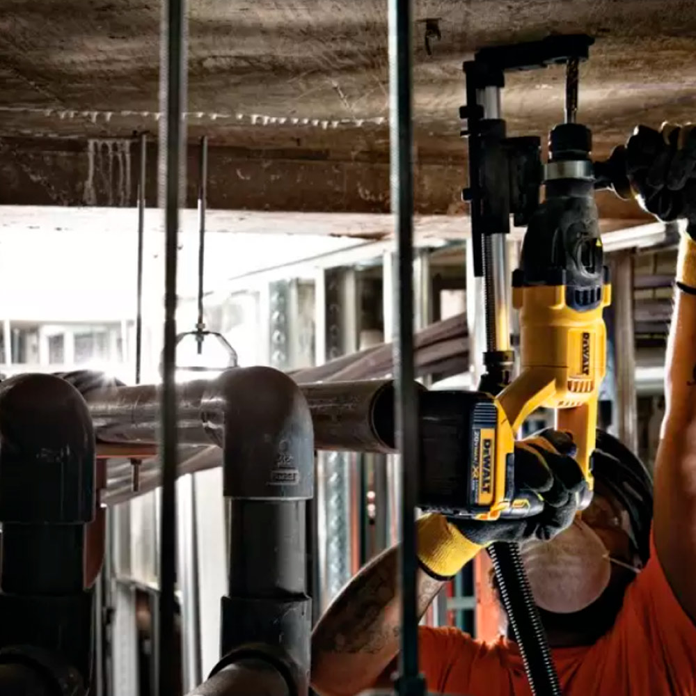 ROTOMARTILLO 20V DEWALT DCH133B XR SDS PLUS SIN BATERÍA - 3