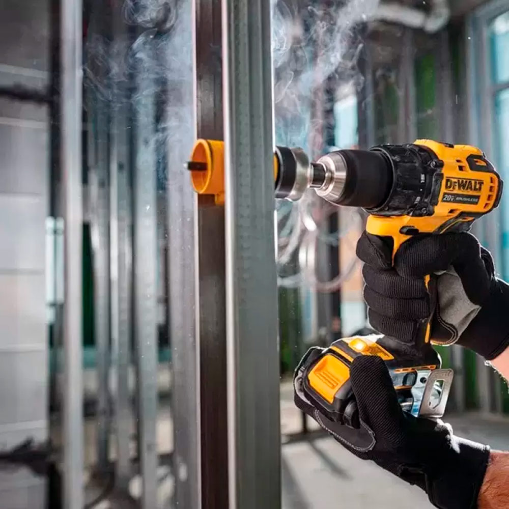 TALADRO ATORNILLADOR DEWALT 1/2' 20V ATOMIC BRUSHLESS - 4