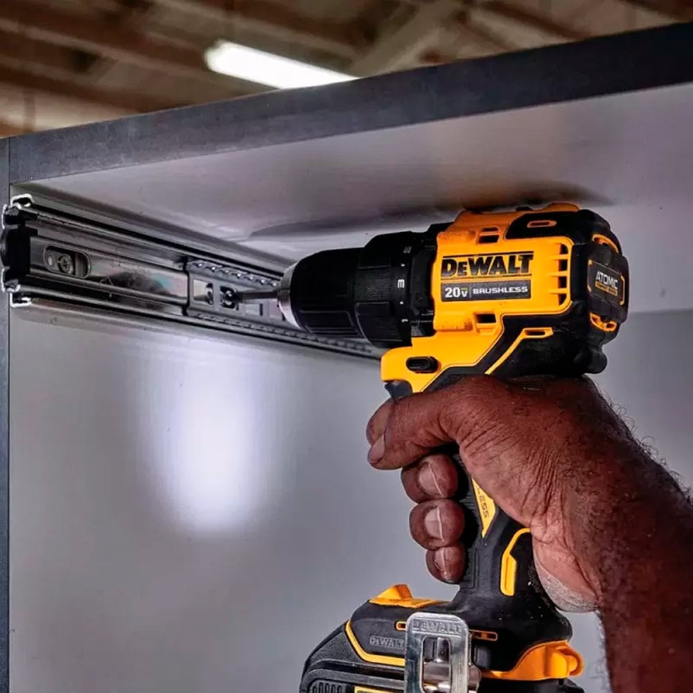 TALADRO ATORNILLADOR DEWALT 1/2' 20V ATOMIC BRUSHLESS - 5