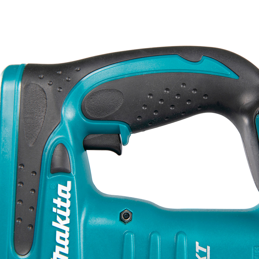 ENGRAPADORA MAKITA LXT 18V 98 GRAPAS DST221Z SIN BATERIAS - 4