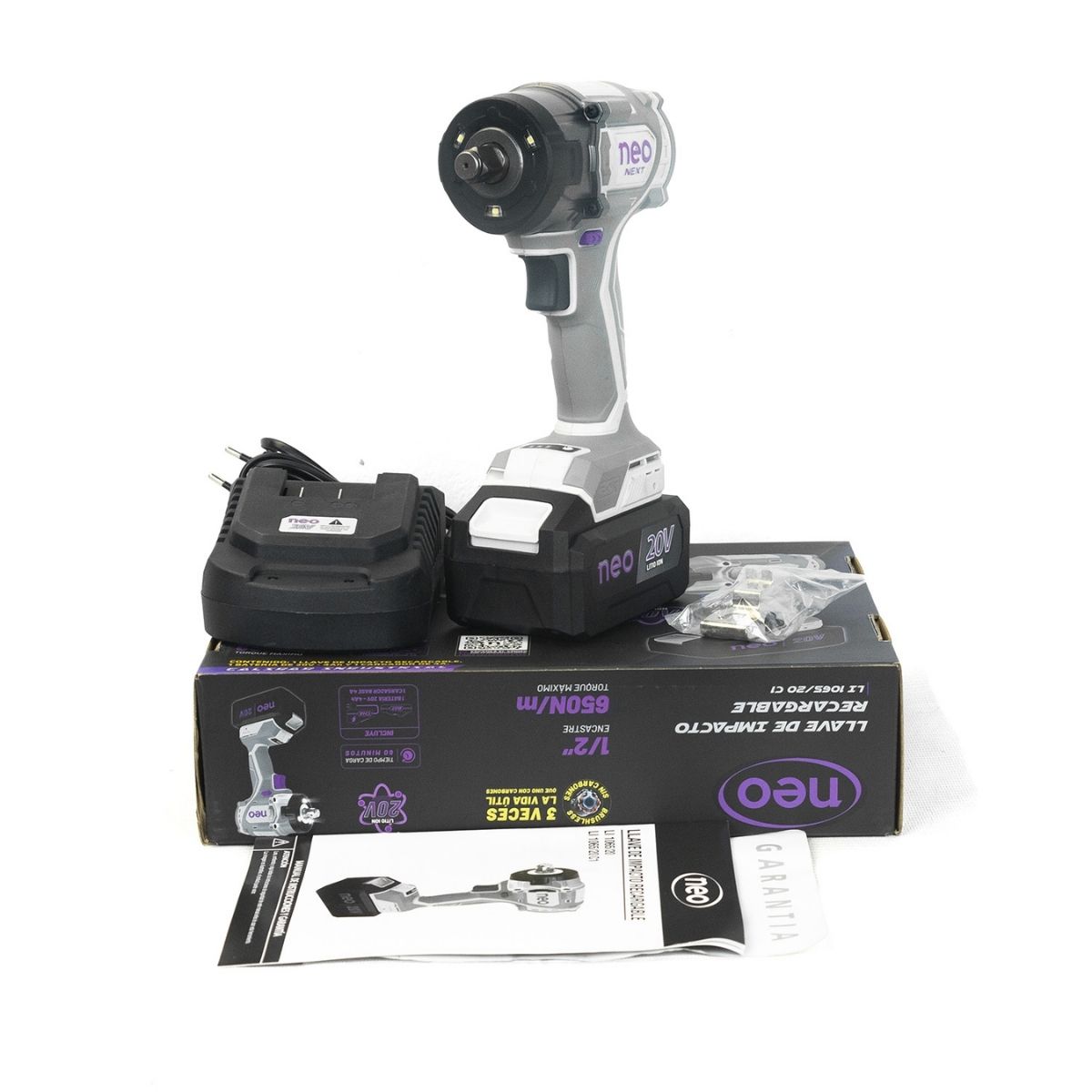 LLAVE DE IMPACTO 20V 1/2 650NM + BAT 4AH + CARGADOR NEO - 1