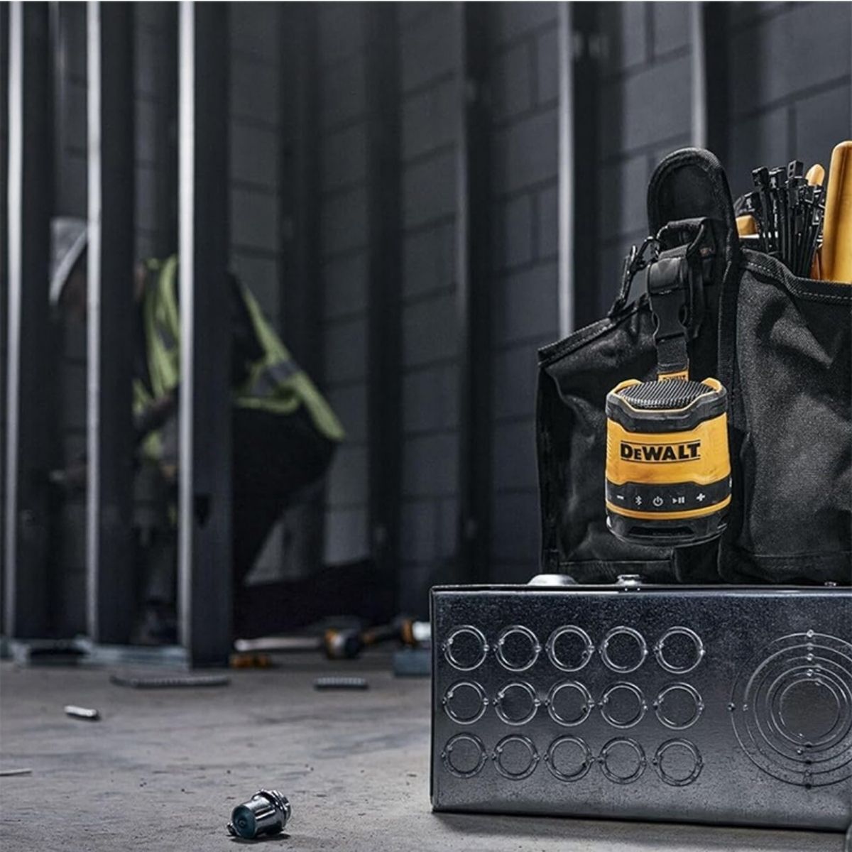 MINI PARLANTE BLUETOOTH 12V 20V USB-C BARETOOL DEWALT DCR008 - 5