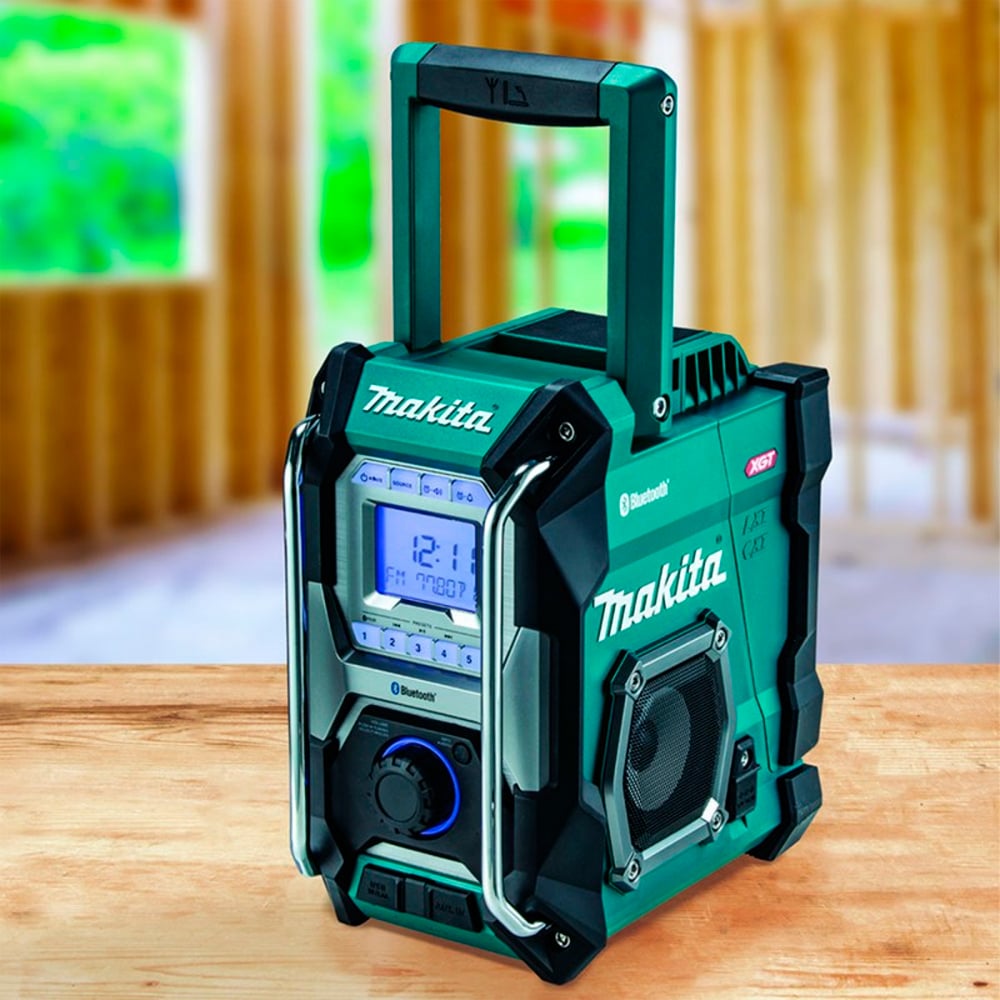 RADIO PARLANTE BLUETOOTH MAKITA INDUSTRIAL MULTIBATERÍA - 2