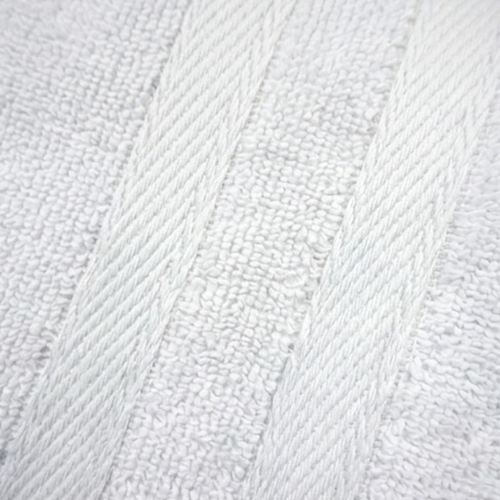 TOALLA CORPORAL FELPA ALGODÓN PREMIUM / BLANCO ARLIN - 3