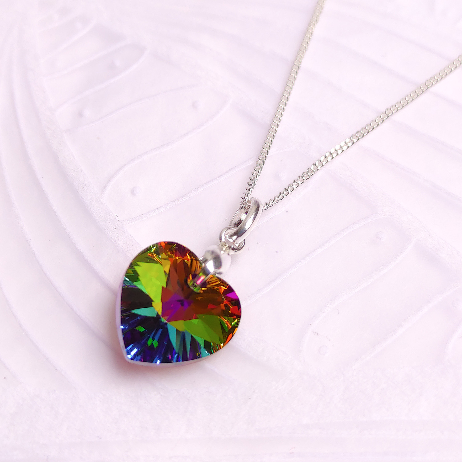 Collar de Plata 925 para Mujer con Dije Corazón Verde Tornasol de Cristal - Regalo Elegante para Sorprender - 1
