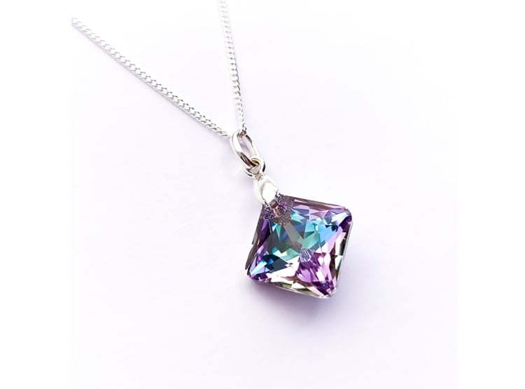 Collar de Plata 925 con Dije Rombo de Cristal Lila para Mujer Elegante - Regalo Especial para Enamorar - 1