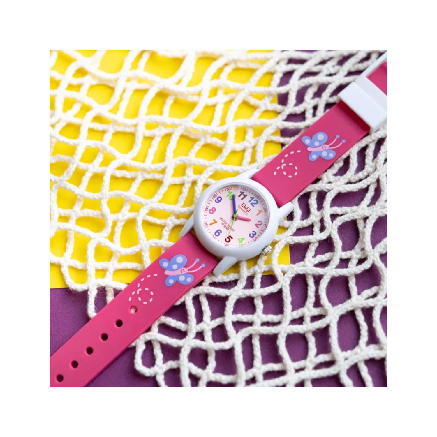 RELOJ Q&Q VR99J002Y PARA NIÑA ROSADO DISEÑO MARIPOSA RESINA 30 MM ACUÁTICO 10 BAR - 3