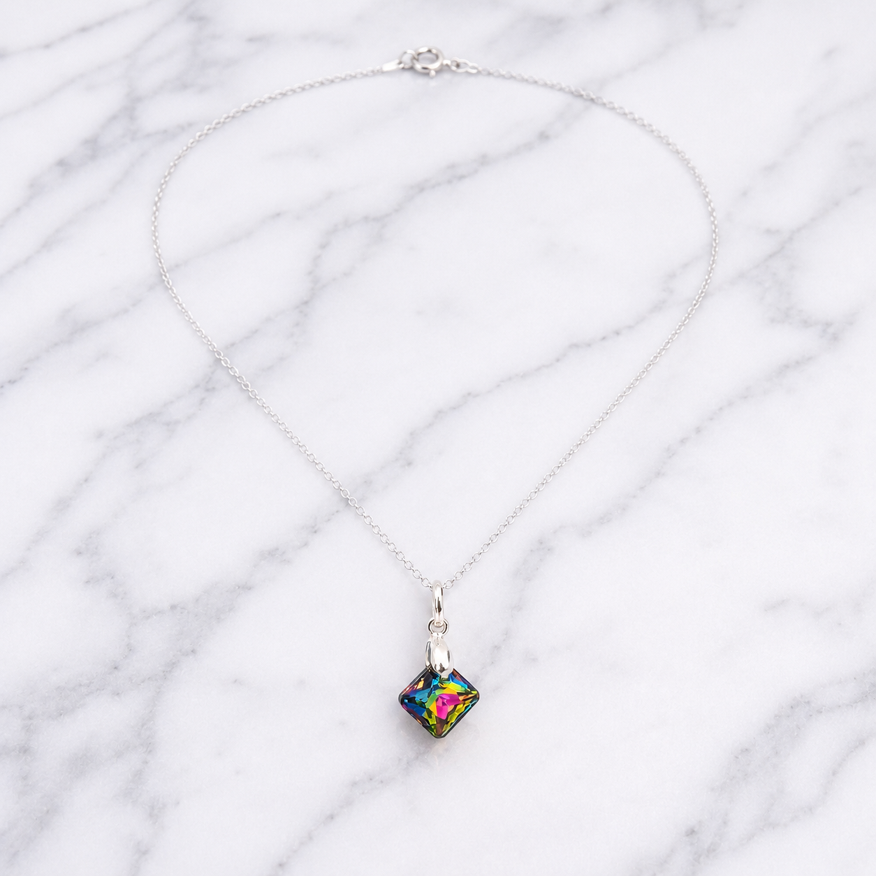 COLLAR DE PLATA 925 CON DIJE DE CRISTAL DISEÑO ROMBO COLOR VERDE CADENA FINA Y ELEGANTE - REGALO ESPECIAL PARA ENAMORAR - 4