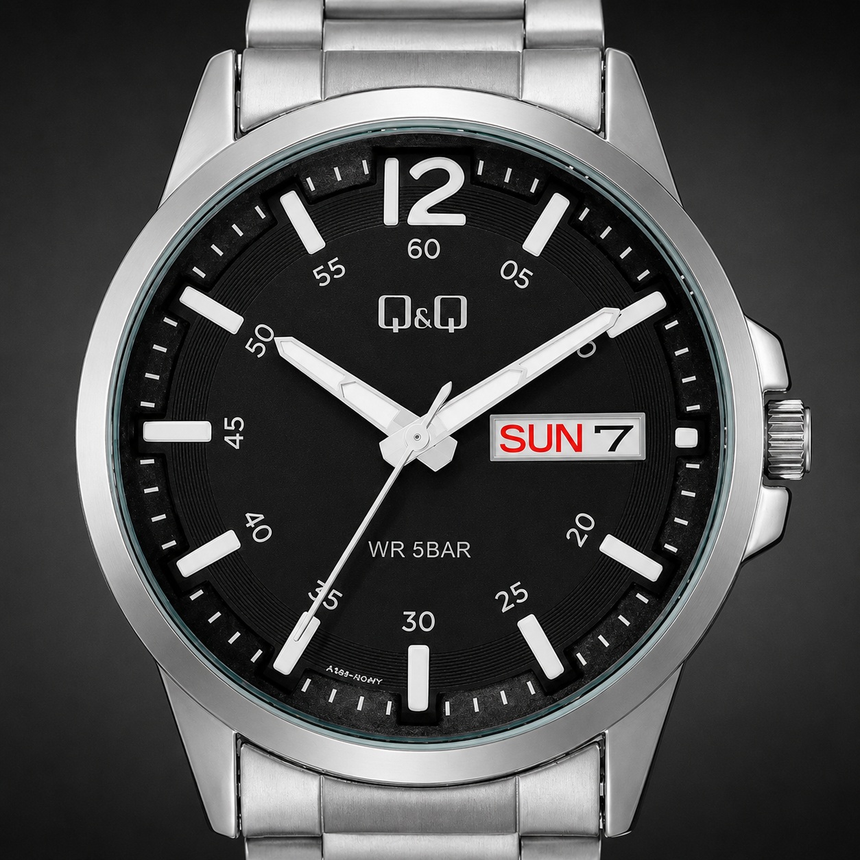 RELOJ QYQ A36A-004PY PARA HOMBRE PLATEADO ESFERA NEGRA BRAZALETE METÁLICO DÍA Y FECHA 42 MM 5 BAR - 2