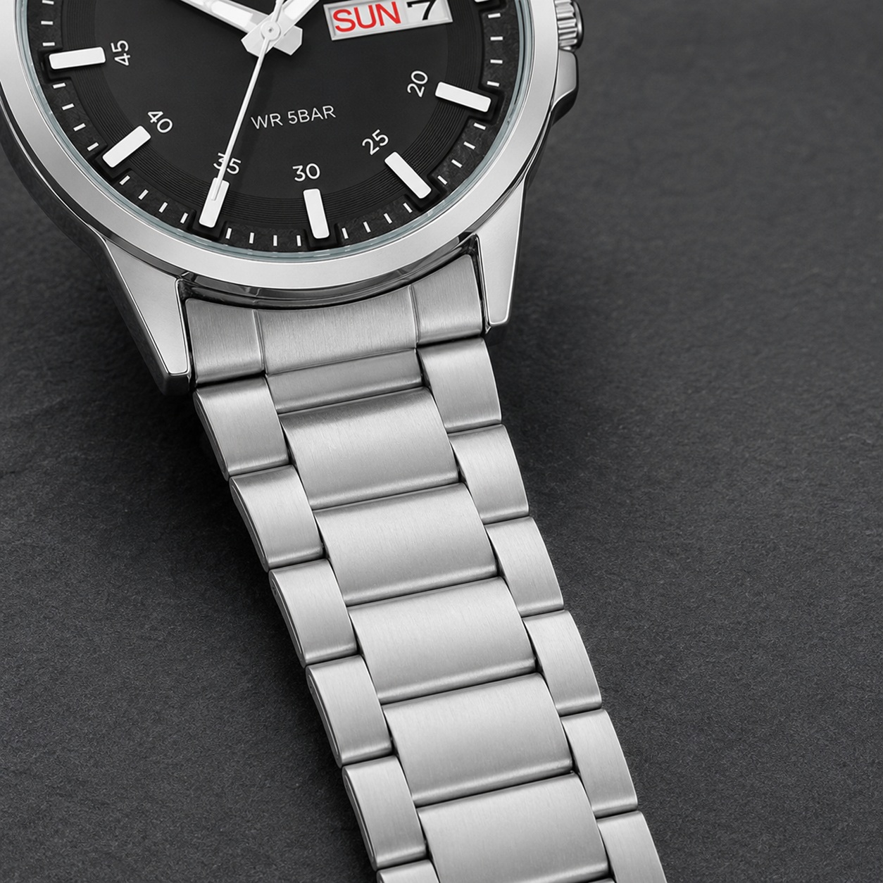 RELOJ QYQ A36A-004PY PARA HOMBRE PLATEADO ESFERA NEGRA BRAZALETE METÁLICO DÍA Y FECHA 42 MM 5 BAR - 4