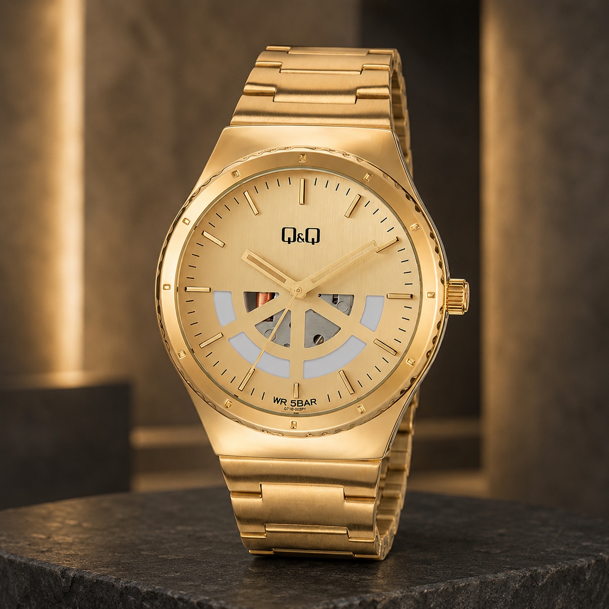 RELOJ Q&Q Q71B-003PY PARA HOMBRE DORADO ESFERA DORADA BRAZALETE METÁLICO 42 MM 5 BAR - 5