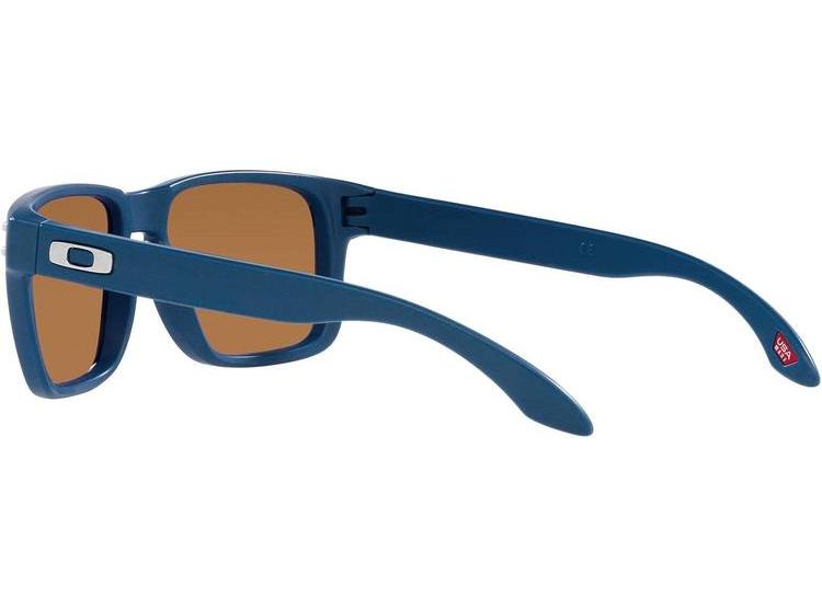 GAFAS DE SOL OAKLEY PARA JÓVENES CON TECNOLOGÍA PRIZM, OFRECEN PROTECCIÓN UV AL 100% Y DISEÑO ELEGANTE - 4