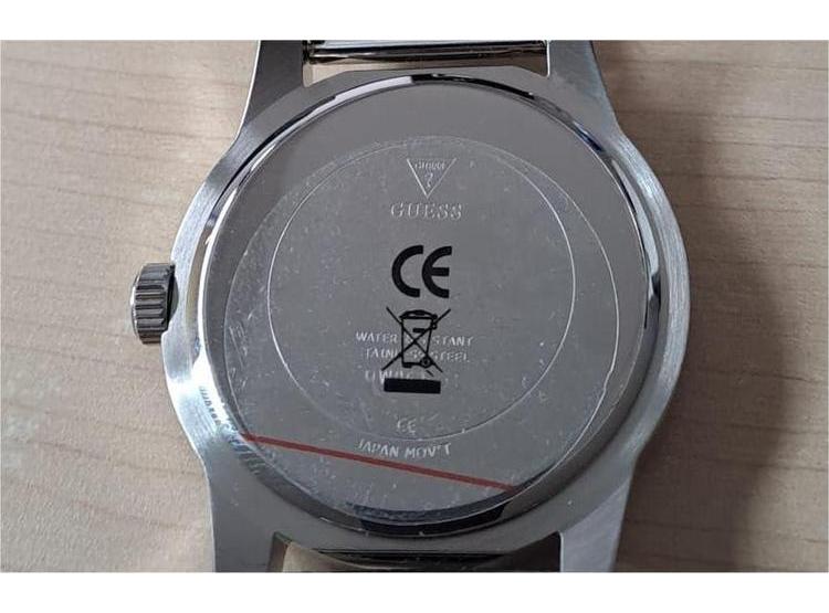 RELOJ GUESS PARA MUJER CON BORDE DE MONEDA, CORREA MULTICOLOR Y RESISTENCIA AL AGUA, DISEÑO SOFISTICADO - 6