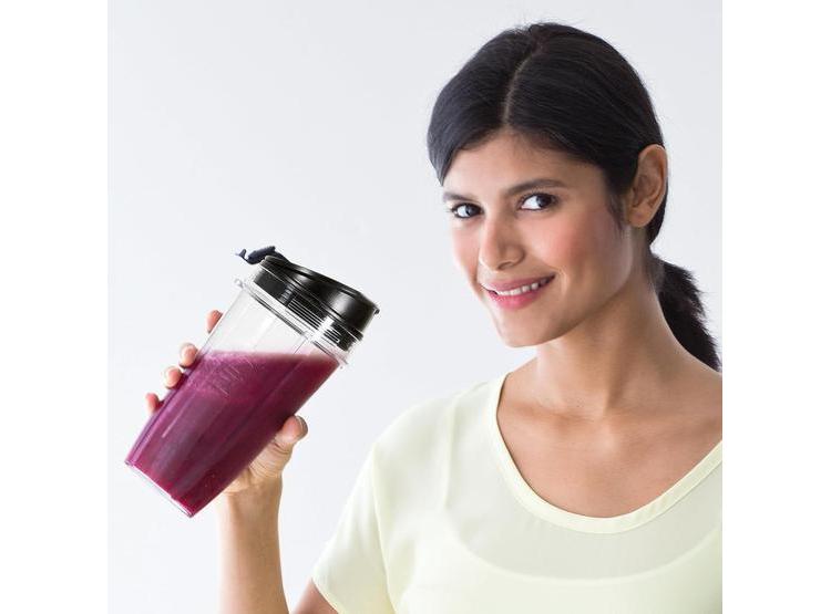 LICUADORA NINJA 700W, IDEAL PARA BATIDOS Y ALIMENTOS CONGELADOS. CON TECNOLOGÍA DE PULSO Y 2 VASOS CON TAPAS - 7