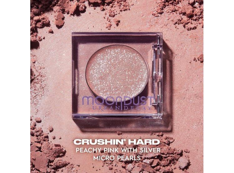 SOMBRA DE OJOS URBAN DECAY 24/7 MOONDUST CRUSHIN' HARD (BASE ROSA MELOCOTÓN CON MICRO PERLAS PLATEADAS) - 2
