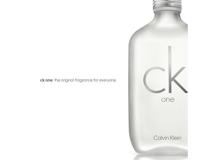 CALVIN KLEIN CK ONE UNISEX EAU DE TOILETTE WITH GREEN TEA, BERGAMOT, CARDAMOM, VIOLET Y AMBER - 3