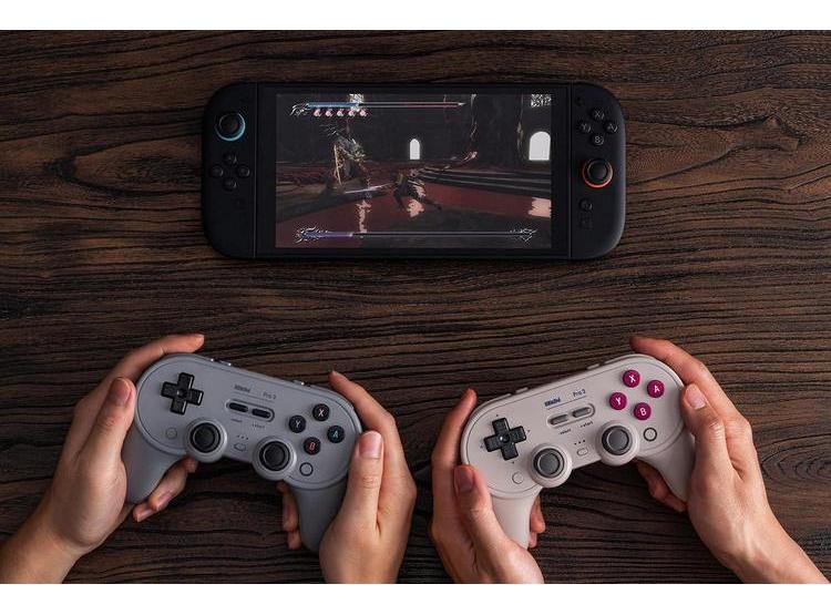 8BITDO PRO 3 CONTROLLER CON COMPATIBILIDAD MULTIPLATAFORMA Y BASE DE CARGA INTEGRADA - 5
