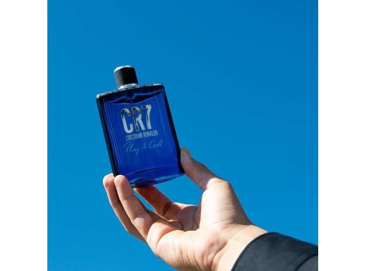 CR7 PLAY IT COOL DE CRISTIANO RONALDO: SET DE FRAGANCIA FOUGERE CON GEL DE BAÑO PARA HOMBRES - 2