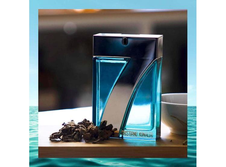 CR7 ORIGINS DE CRISTIANO RONALDO EAU DE TOILETTE CON SORBETE DE PIÑA MANDARINA Y PACHULÍ FRAGANCIA PARA HOMBRE - 6