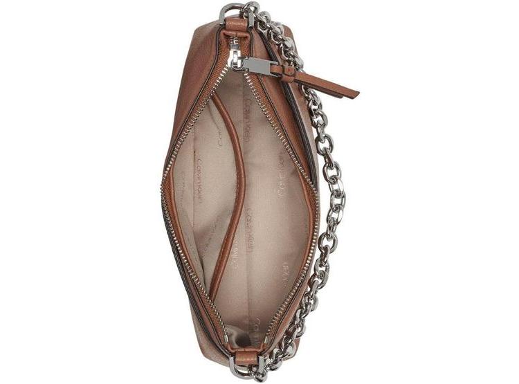 BOLSO CROSSBODY CALVIN KLEIN ZOE TOP ZIP CHAIN PARA MUJER, DISEÑO FUNCIONAL EN CUERO VEGANO - 7