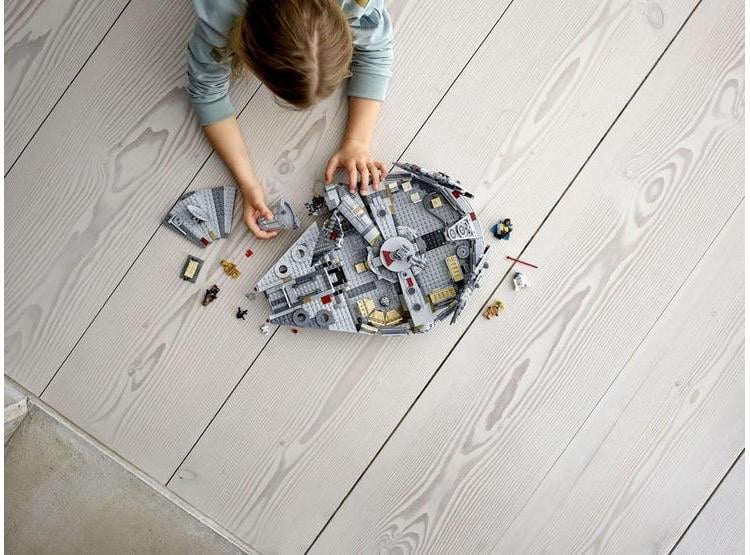 LEGO STAR WARS MILLENNIUM FALCON 75257, SET DE CONSTRUCCIÓN CON MINIFIGURAS INCLUIDAS - 2
