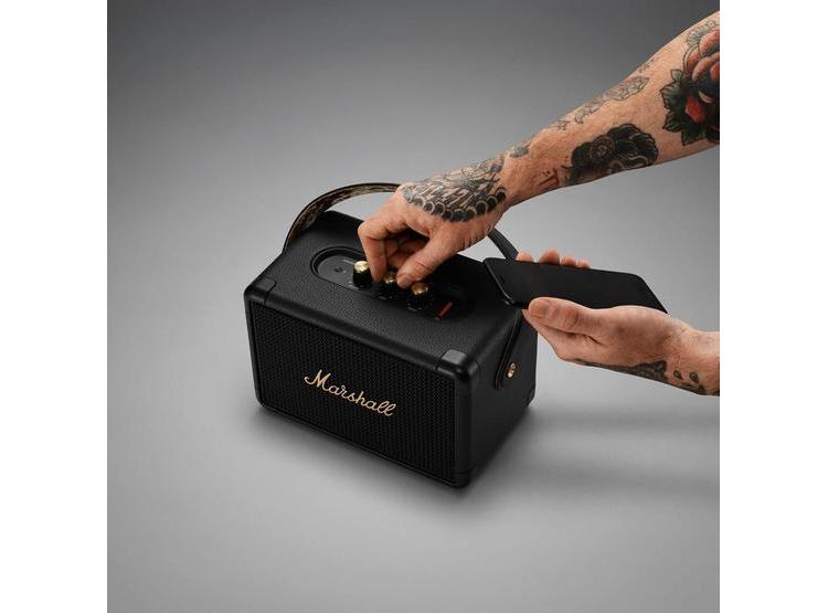 MARSHALL KILBURN II ALTAVOZ BLUETOOTH PORTÁTIL, DISEÑO ROBUSTO, SONIDO 360°, MÁS DE 20 HORAS DE BATERÍA, NEGRO Y LATÓN - 4