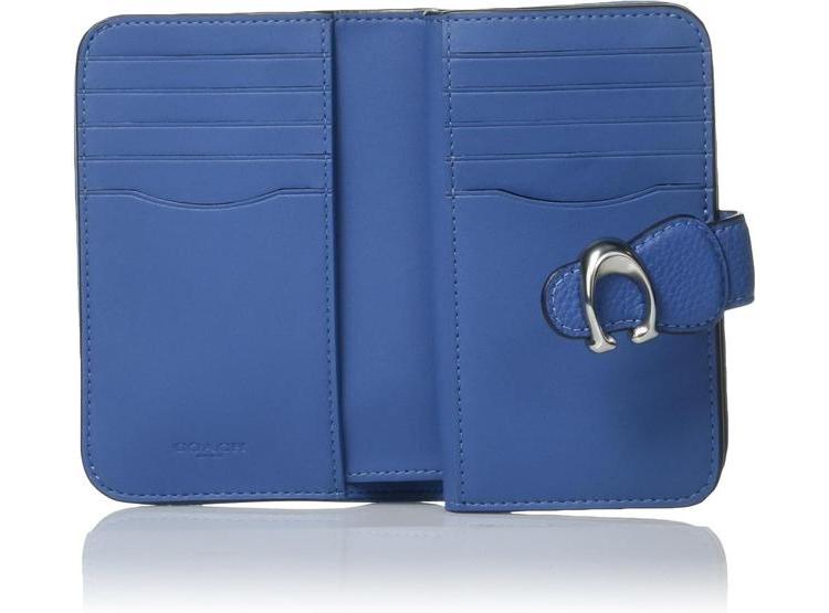 CARTERA MEDIANA AZUL CIELO DE CUERO TABBY COACH CON RANURAS PARA TARJETAS Y BOLSILLO CON CREMALLERA, EDICIÓN LIMITADA - 3
