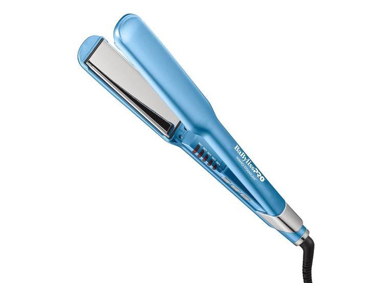 BABYLISSPRO NANO TITANIUM ULTRA-SLEEK CON PLACAS DE TITANIO PARA UN CABELLO MÁS LISO Y BRILLANTE - 1