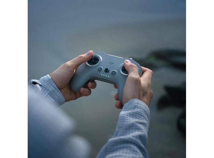 DJI MANDO FPV 3: CONTROL PRECISO CON MODOS NORMAL, SPORT Y MANUAL, COMPATIBLE CON SIMULADORES - 4