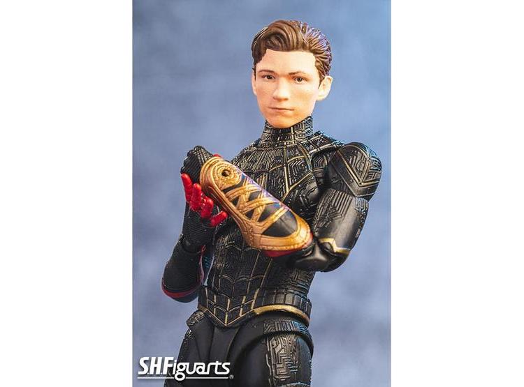 FIGURA ACCIÓN SPIDER-MAN NO WAY HOME TRAJE NEGRO Y DORADO CON ACCESORIOS, BANDAI TAMASHII NATIONS - 2