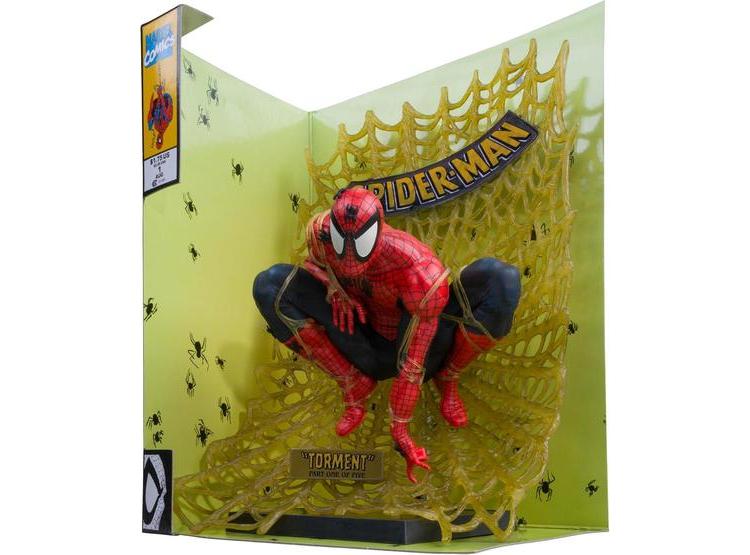 FIGURA COLECCIONABLE SPIDER-MAN DE MARVEL EDICIÓN DORADA CON BASE Y CÓMIC, DISEÑADA POR MCFARLANE TOYS - 1