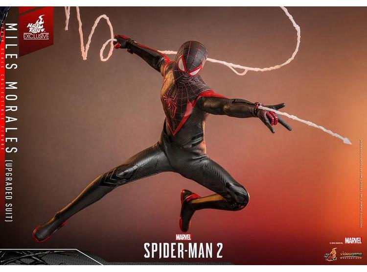 HOT TOYS EXCLUSIVA FIGURA DE ACCIÓN DE MILES MORALES CON TRAJE MEJORADO DE SPIDER-MAN 2 EDICIÓN LIMITADA - 3