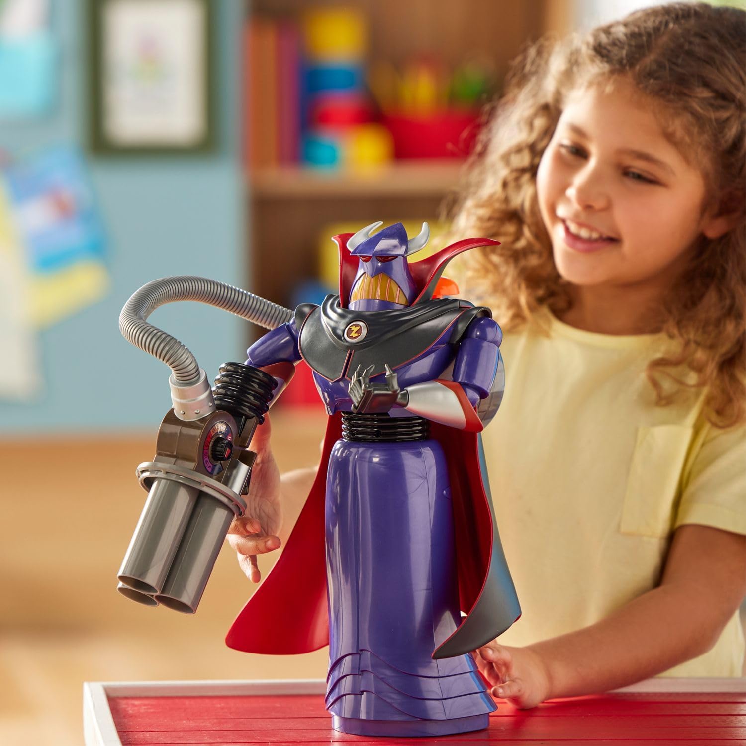 FIGURA DE ACCIÓN ZURG INTERACTIVA DE TOY STORY DISNEY STORE 38 CM - 5