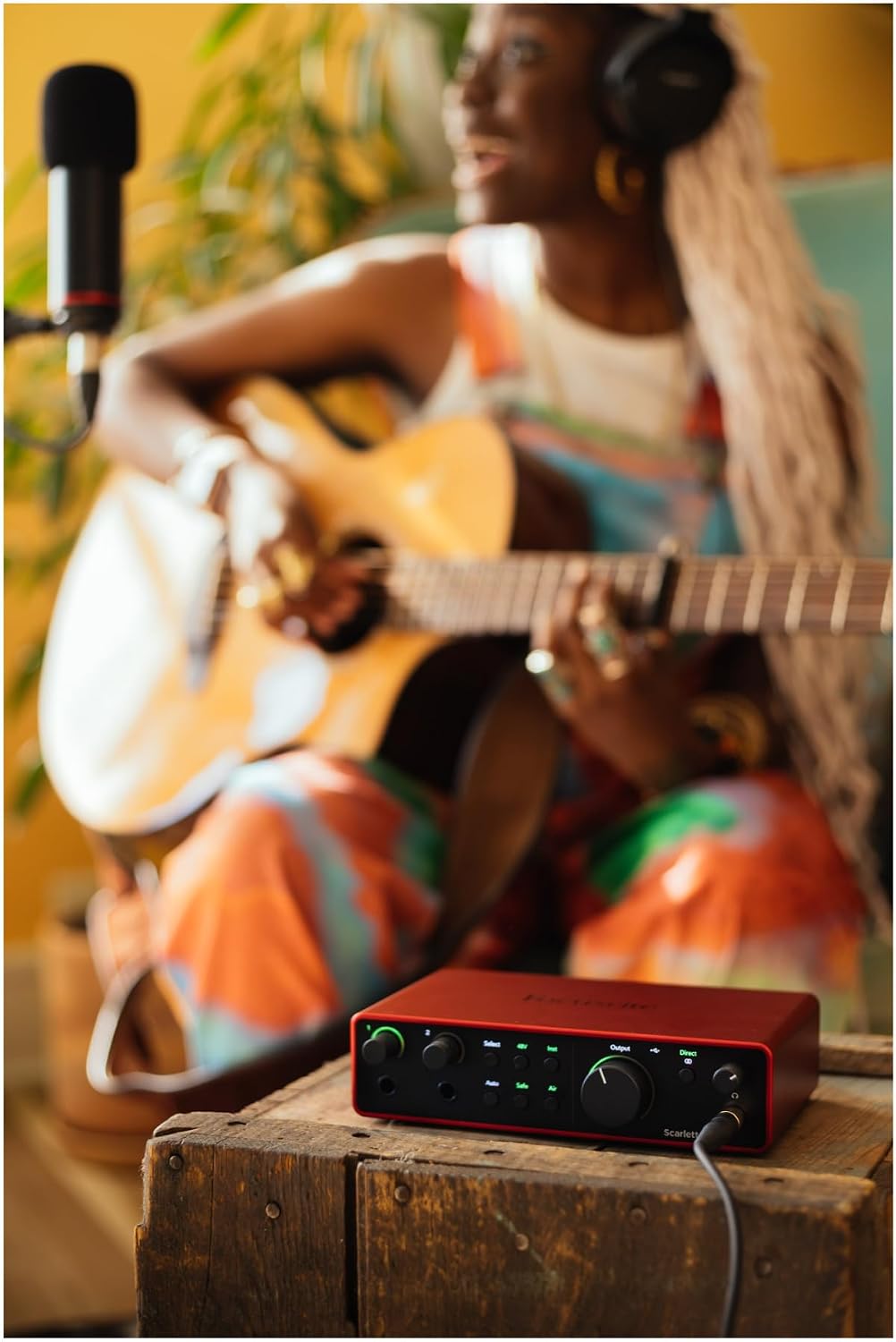 INTERFAZ DE AUDIO FOCUSRITE SCARLETT 2I2 4TH GEN USB-C - 5