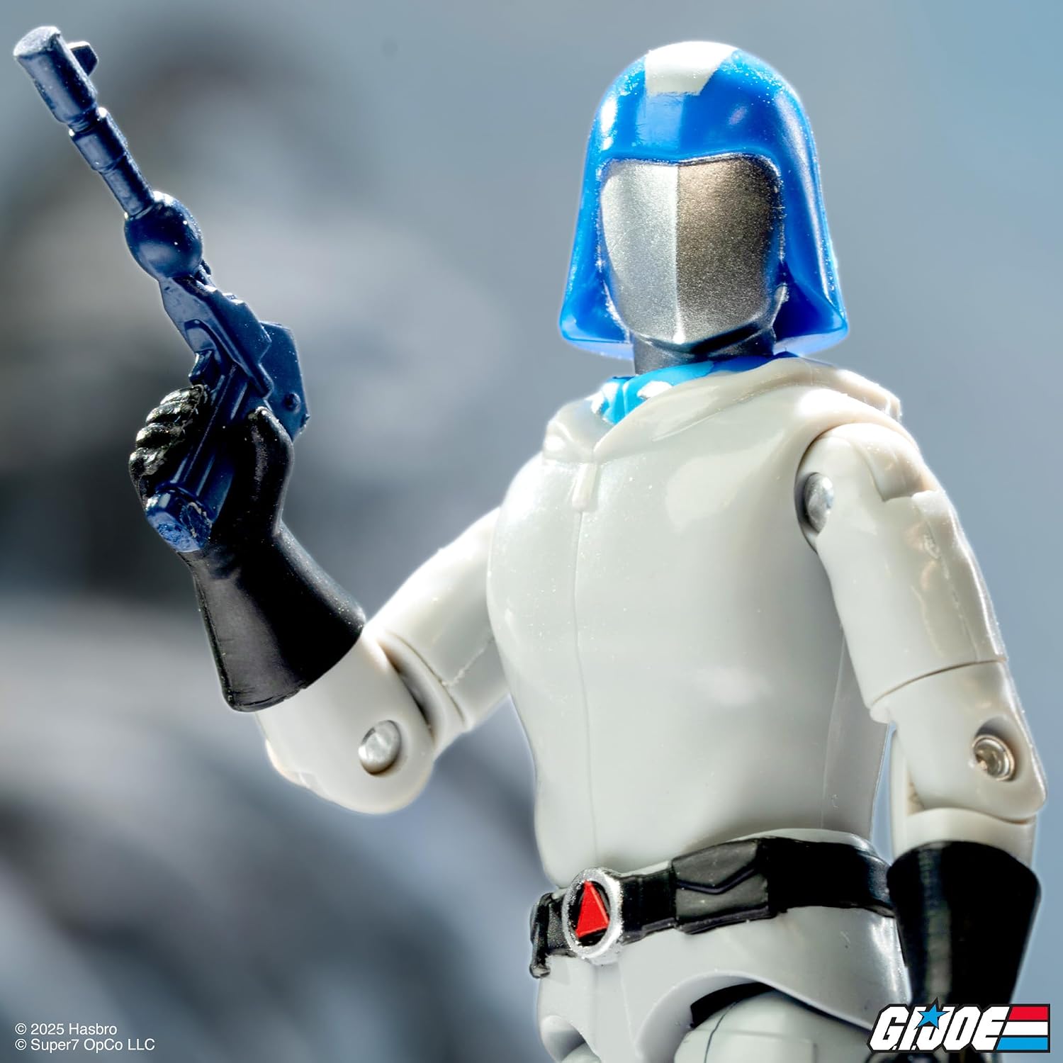 FIGURA DE ACCIÓN SUPER7 G.I. JOE REACTION+ ARCTIC COBRA COMMANDER ESCALA 3.75 PULGADAS - 3