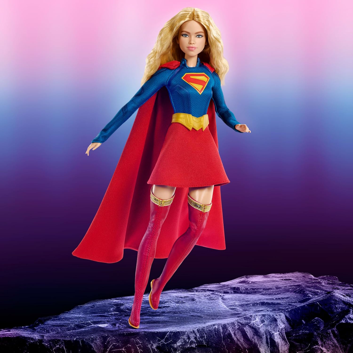 MUÑECA BARBIE SIGNATURE DC SUPERGIRL FASHION DOLL - 2