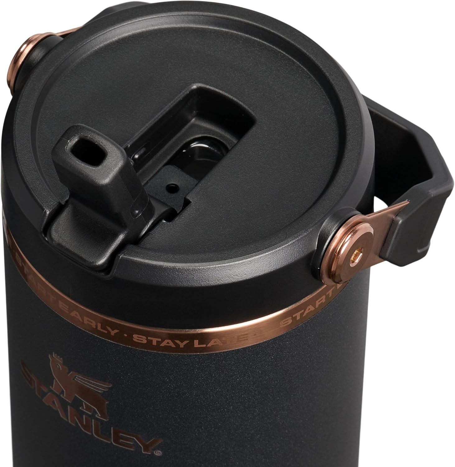BOTELLA TÉRMICA STANLEY X ICEFLOW 2.0 FLIP STRAW TUMBLER 30 OZ CON ASA MESSI GOAT BLACK - 3