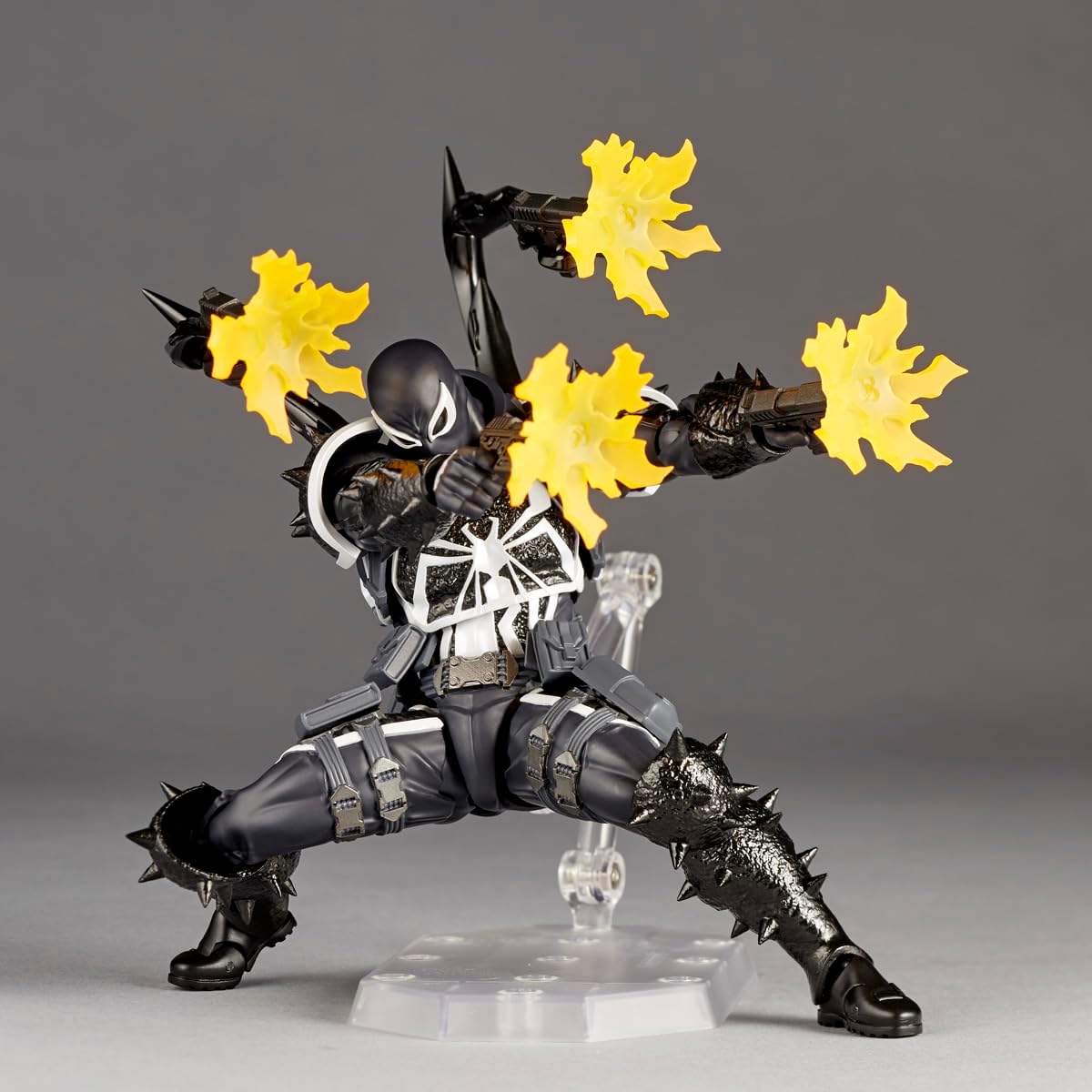 FIGURA DE ACCIÓN KAIYODO REVOLTECH AMAZING YAMAGUCHI AGENT VENOM 170 MM - 3