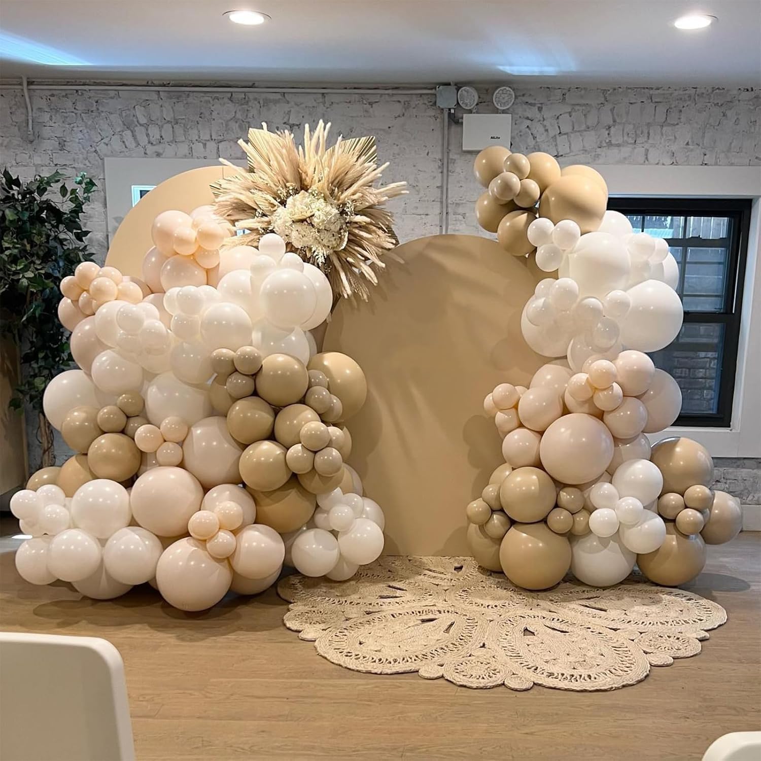 GUIRNALDA DE GLOBOS ARCH DOBLE RELLENO BEIGE TAN BOHO - 3