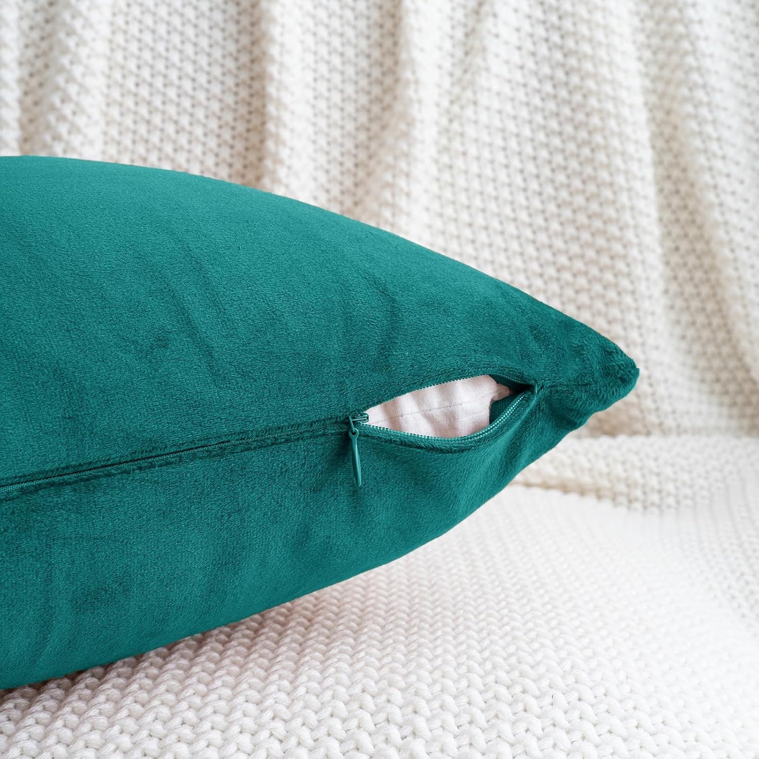 FUNDA DE COJÍN HWY 50 VELVET TEAL 18X18 PULGADAS PACK DE 2 - 4