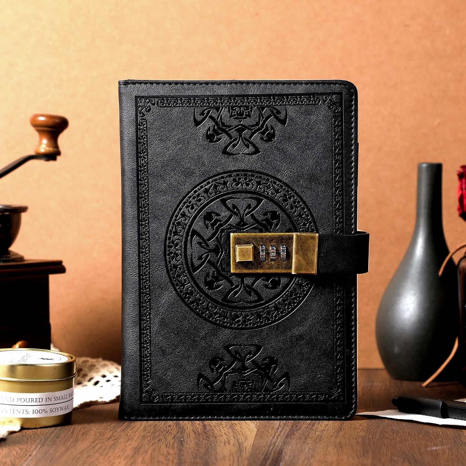 AGENDA CON CANDADO CAGIE TAMAÑO A5 COLOR NEGRO - 5