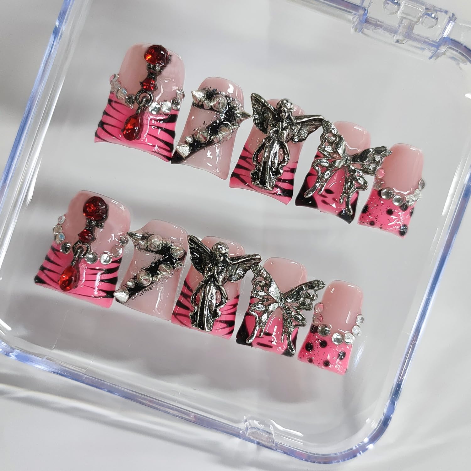 UÑAS POSTIZAS CORTAS DUCK PRESS ON BRKYKGK 3D GOTHIC CON PINCHOS Y BRILLANTES 10 PIEZAS - 5