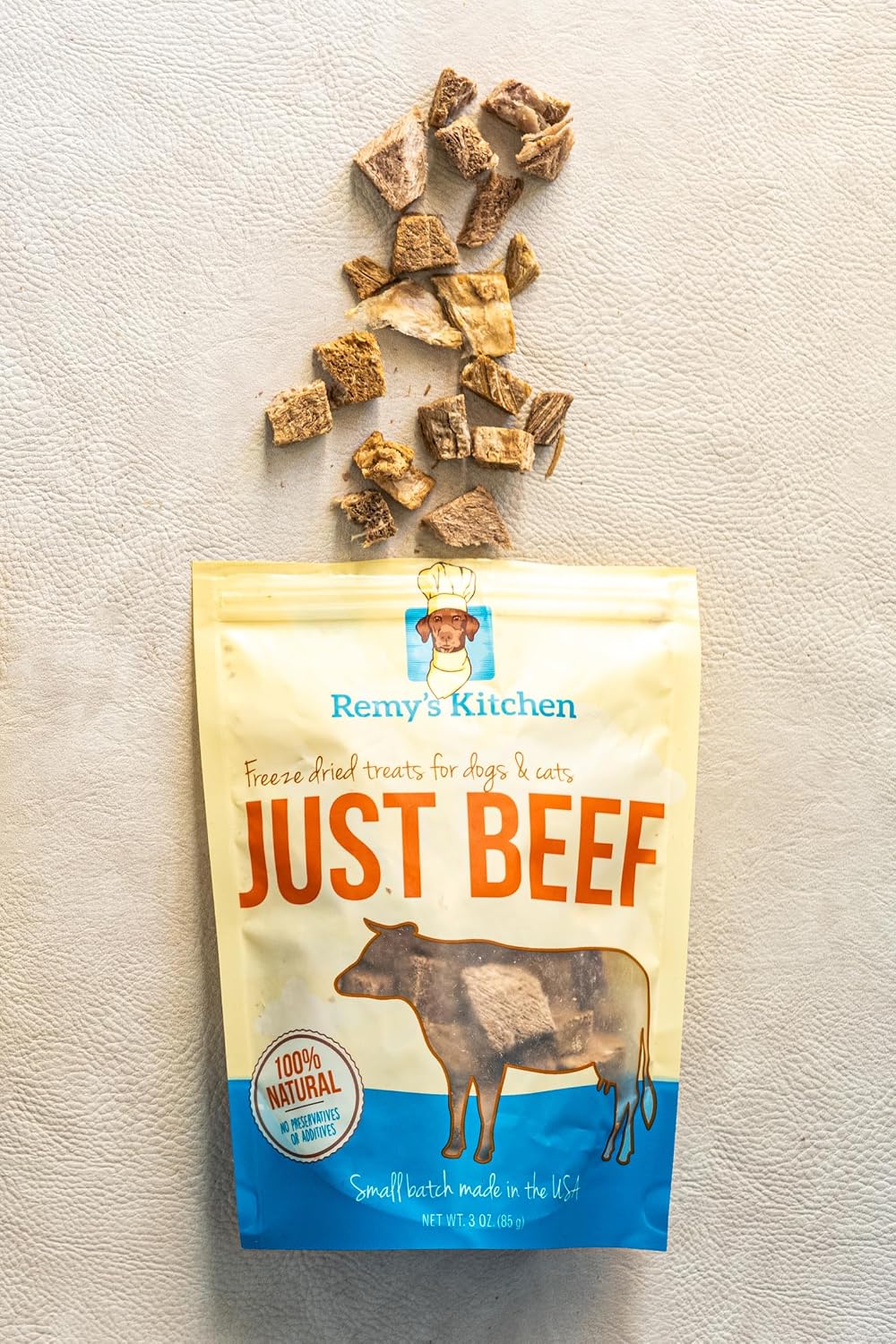 SNACKS FREEZE DRIED REMY'S KITCHEN CARNE DE RES PARA PERROS Y GATOS 3 OZ - 2