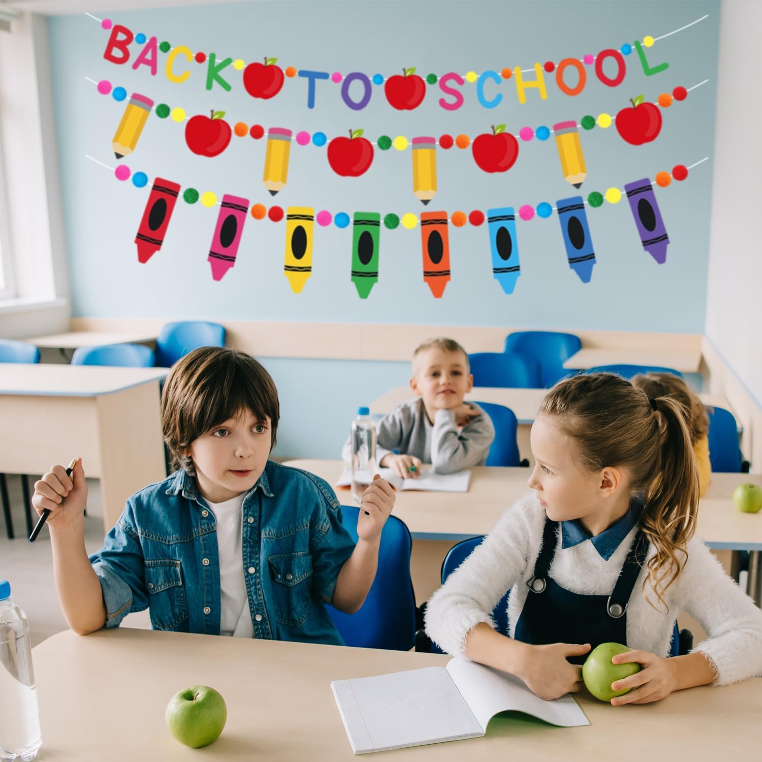 DOUMENY BANDERÍN FIESTA REGRESO A CLASES 3 PIEZAS LÁPIZ MANZANA CRAYOLA - 5
